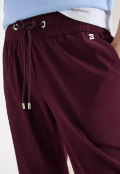 Mid Waist Slim Legs broek in casual fit