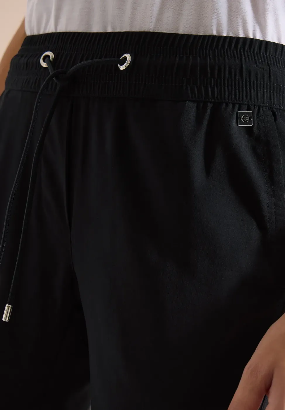 Mid Waist Slim Legs broek in casual fit