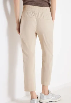 Mid Waist Slim Legs broek in casual fit