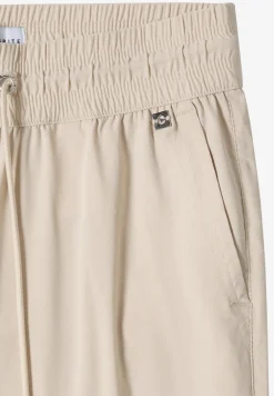 Mid Waist Slim Legs broek in casual fit