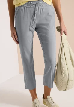 Mid Waist Slim Legs broek in casual fit