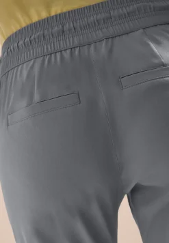 Mid Waist Slim Legs broek in casual fit
