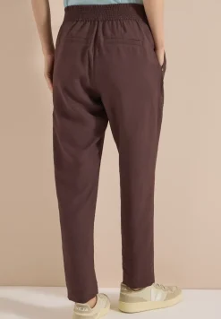 Mid Waist Slim Legs broek in Loose Fit