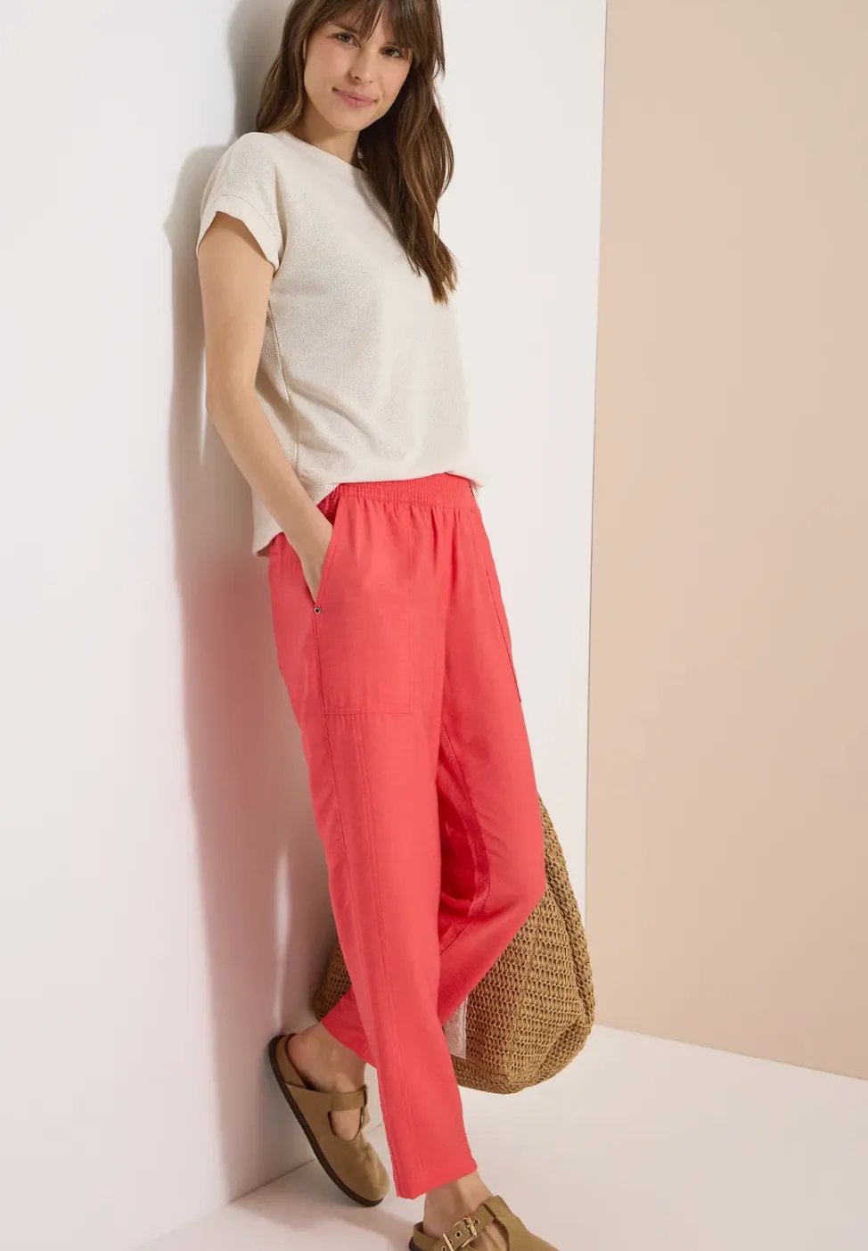 Mid Waist Slim Legs broek in Loose Fit