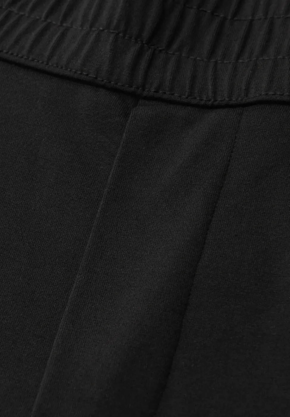 Mid Waist Slim Legs broek in Loose Fit