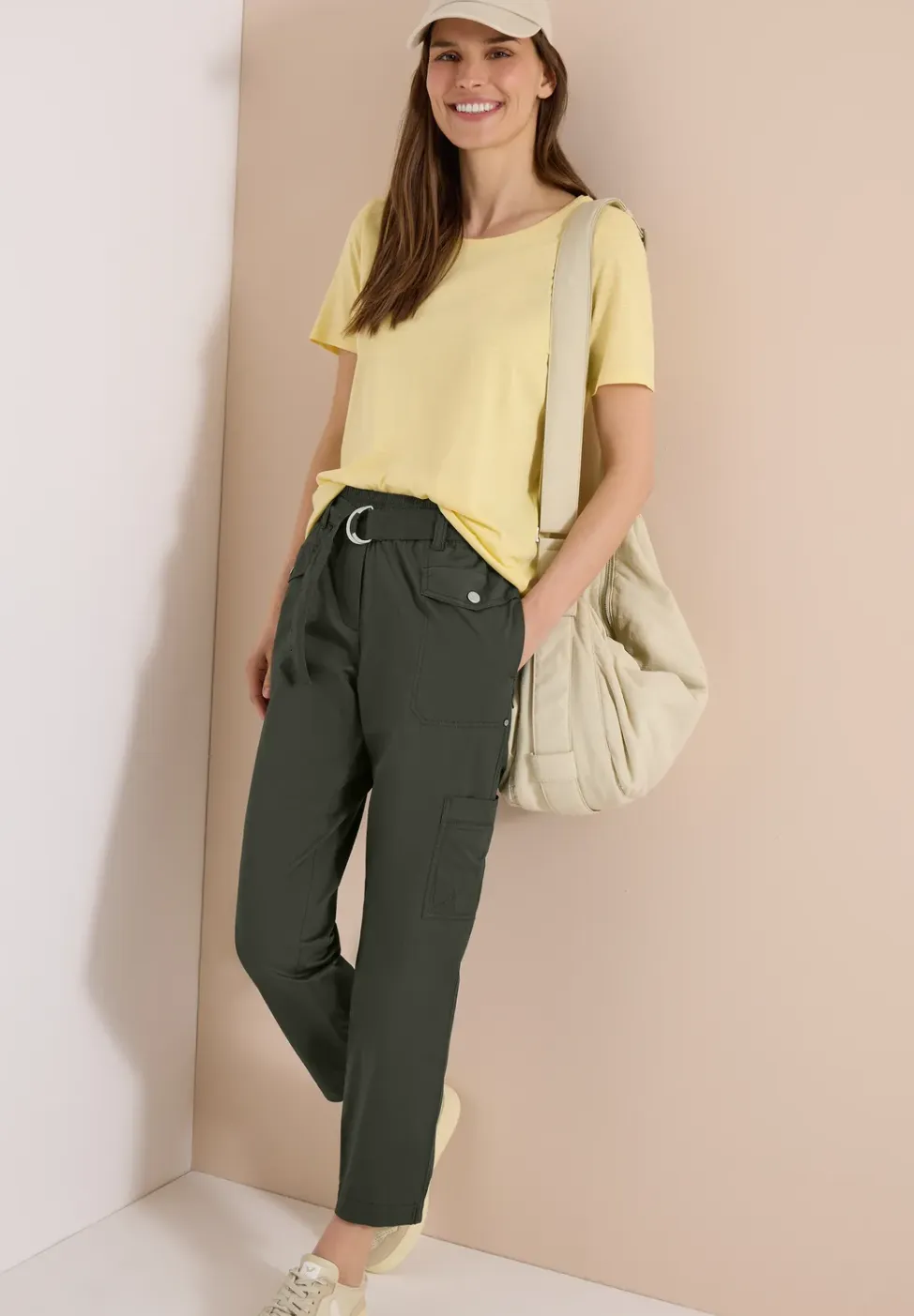 Mid Waist Slim Legs broek in Loose Fit