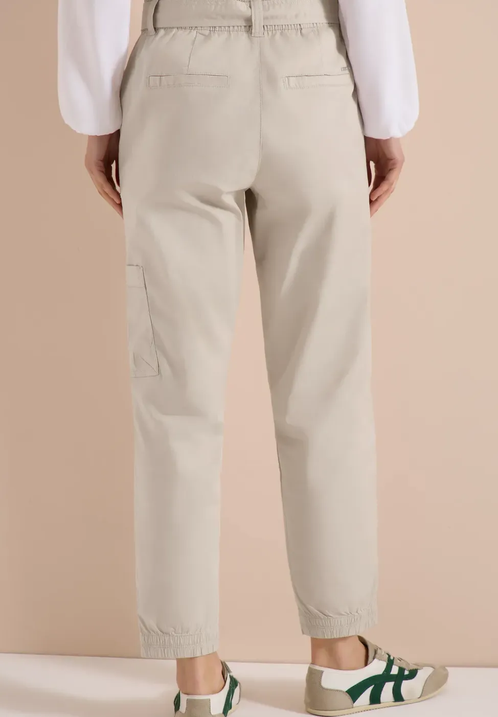 Mid Waist Slim Legs broek in Loose Fit