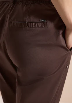 Mid Waist Slim Legs broek in Loose Fit