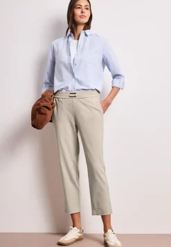 Mid Waist Slim Legs broek met gesp