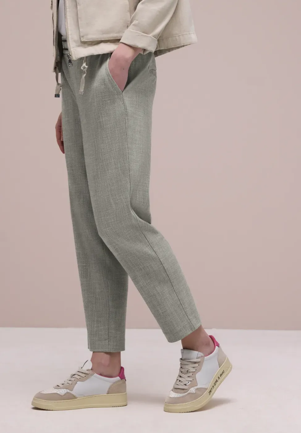 Mid Waist Slim Legs broek met gesp