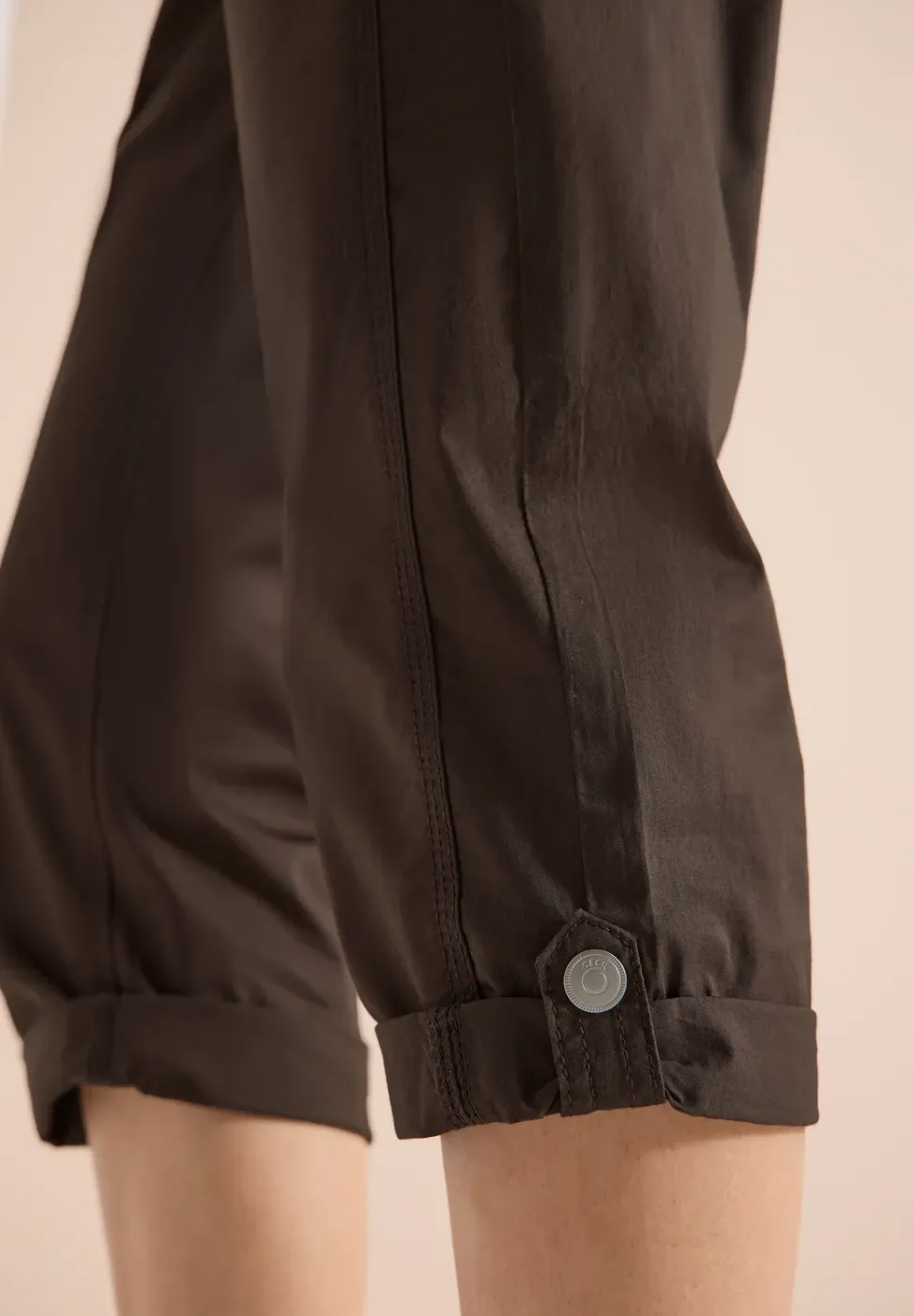 Mid Waist Slim Legs broek met omslag