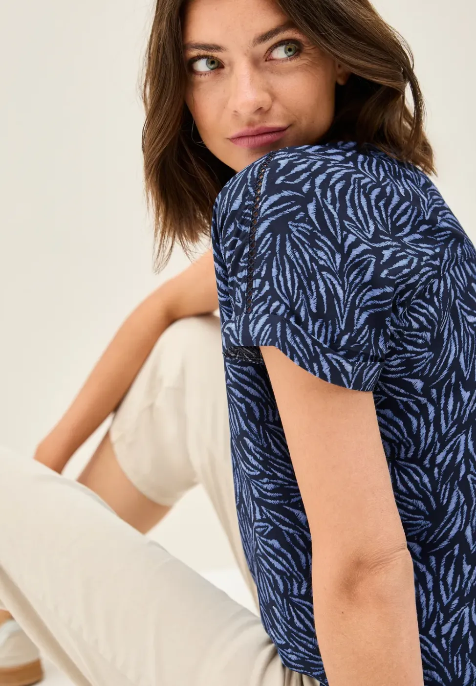 Minimal print blouse shirt