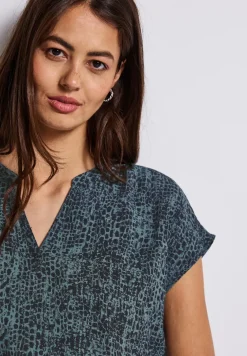 Minimal print blouse shirt
