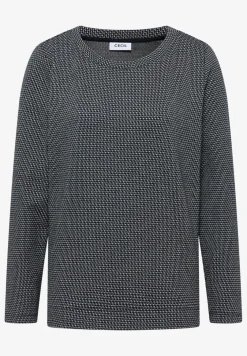 Minimal jacquard shirt