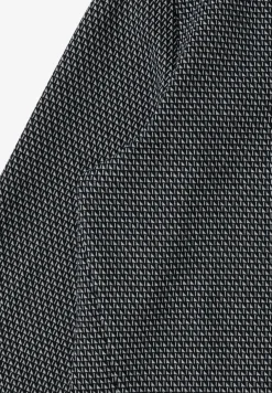 Minimal jacquard shirt