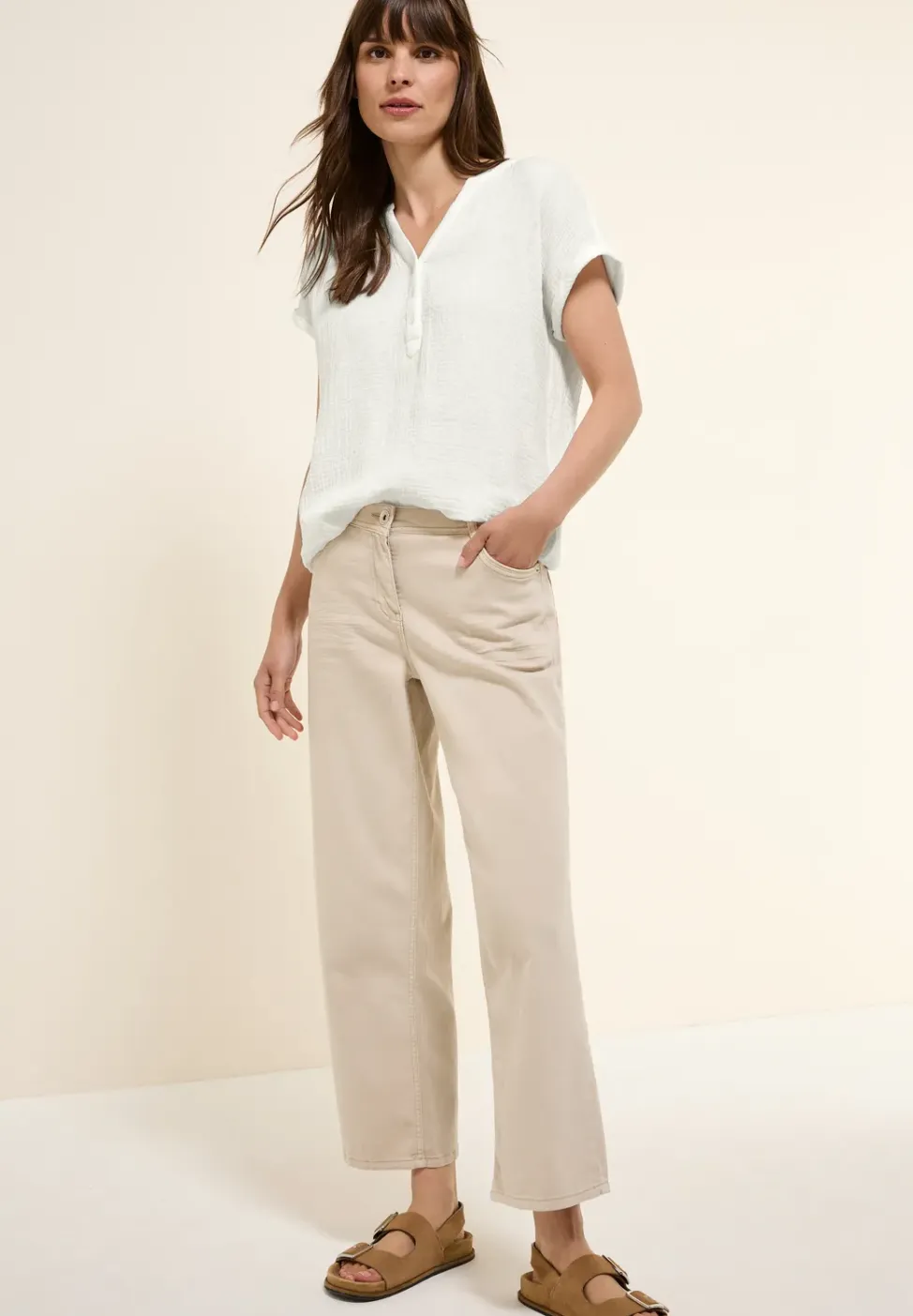 Mousseline blouse met korte mouwen