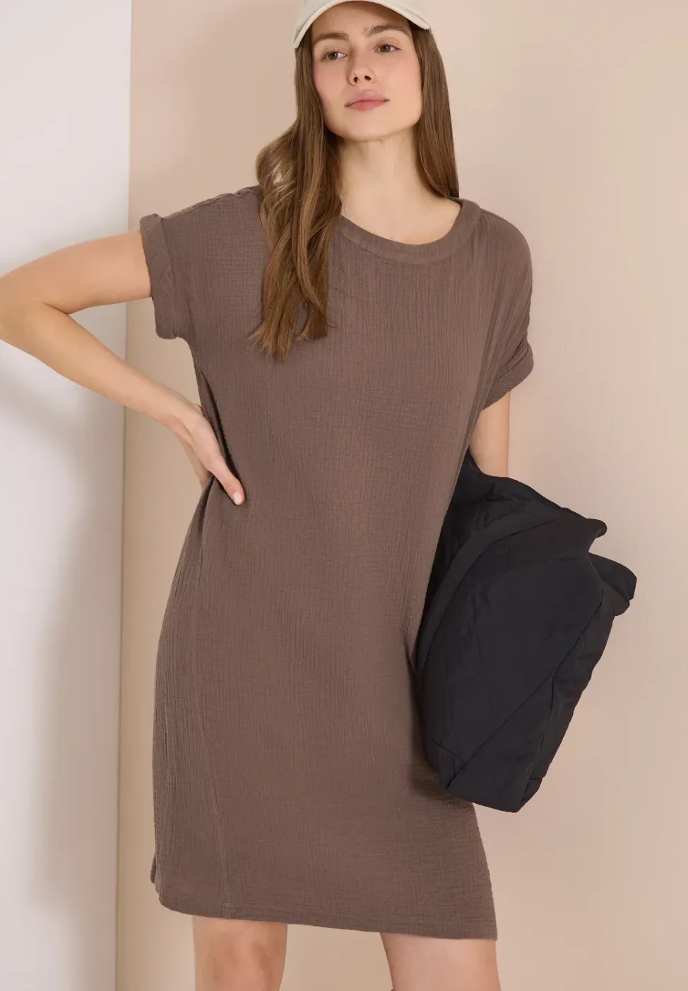 Mousseline jurk met korte mouwen