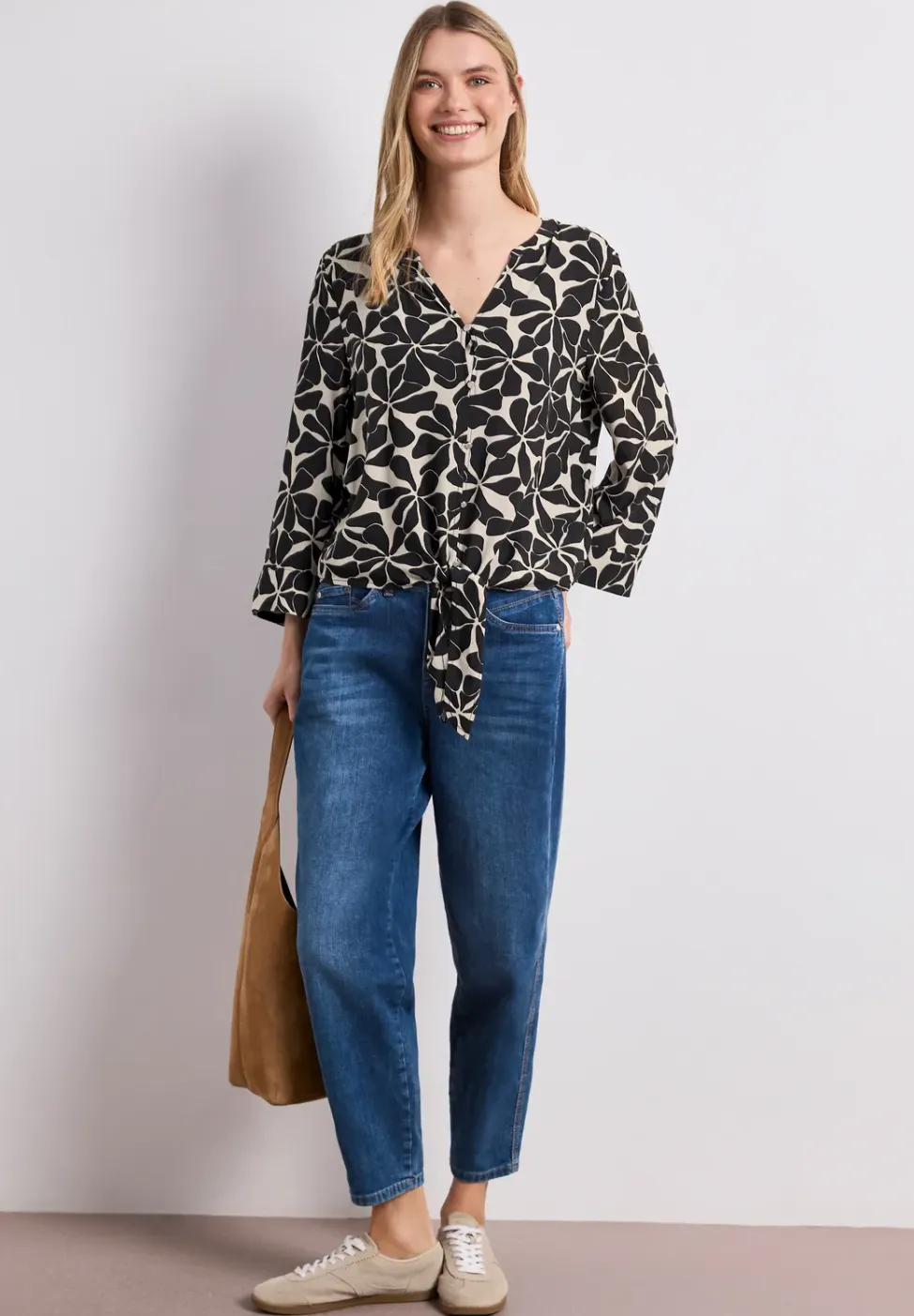 3/4-mouwen blouse met knoopdetail