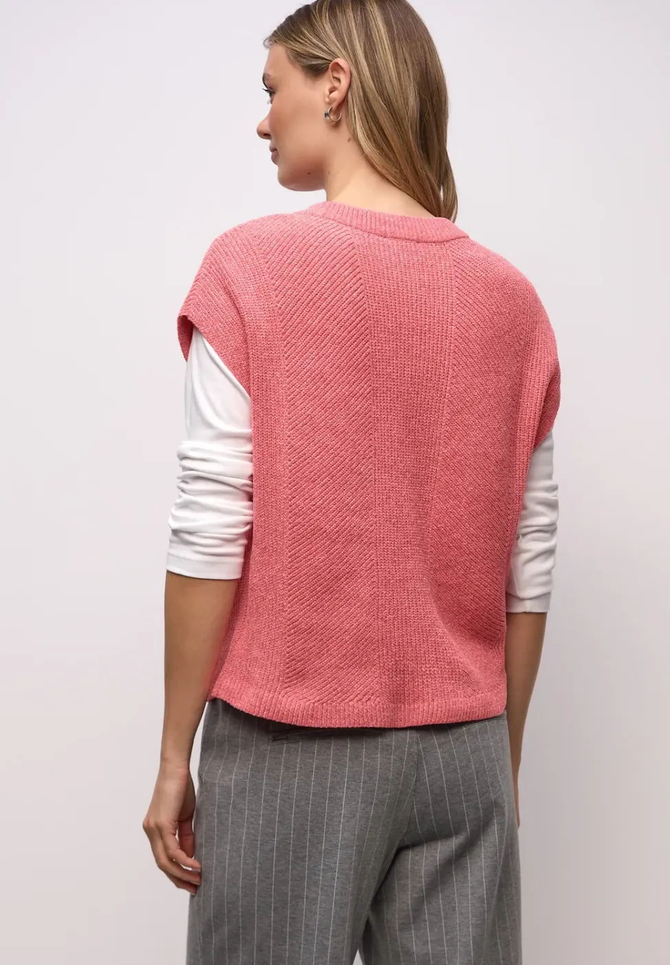 Mouwloze chenille trui