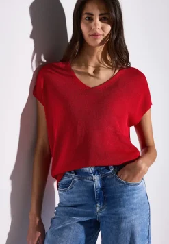 Mouwloze gebreide trui