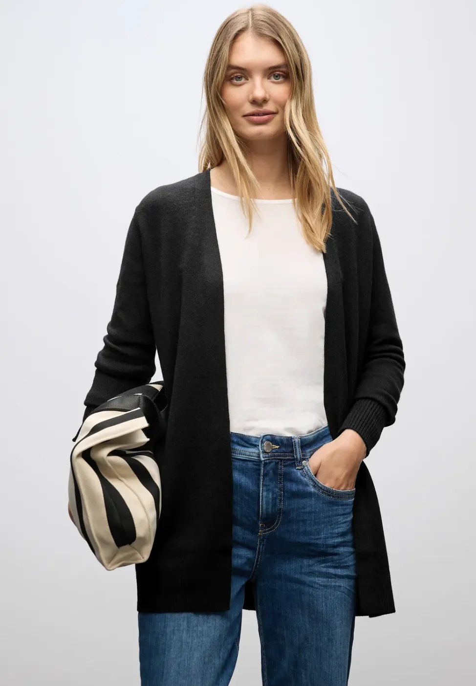 Open vest