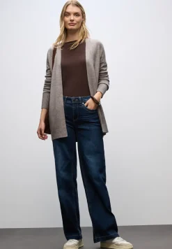 Open vest