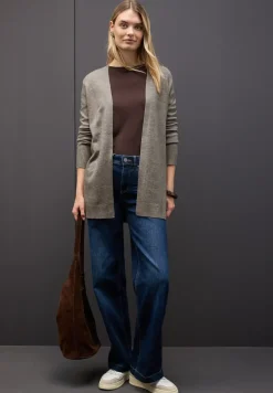 Open vest