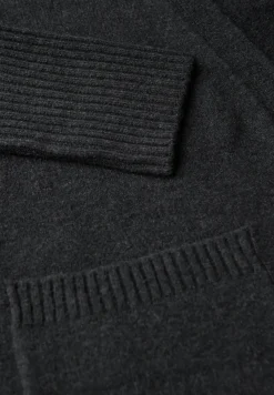 Open vest