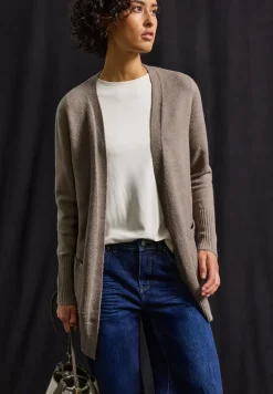Open vest
