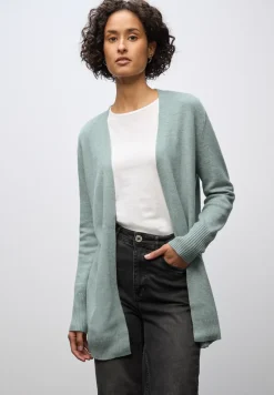 Open vest