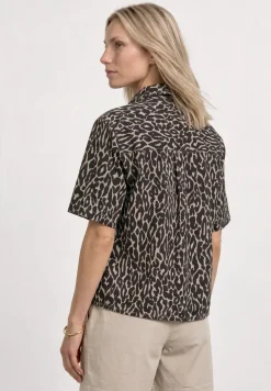 Overhemdblouse met korte mouwen, borstzak en print