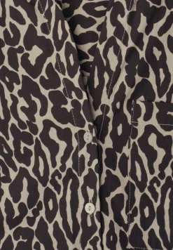 Overhemdblouse met korte mouwen, borstzak en print