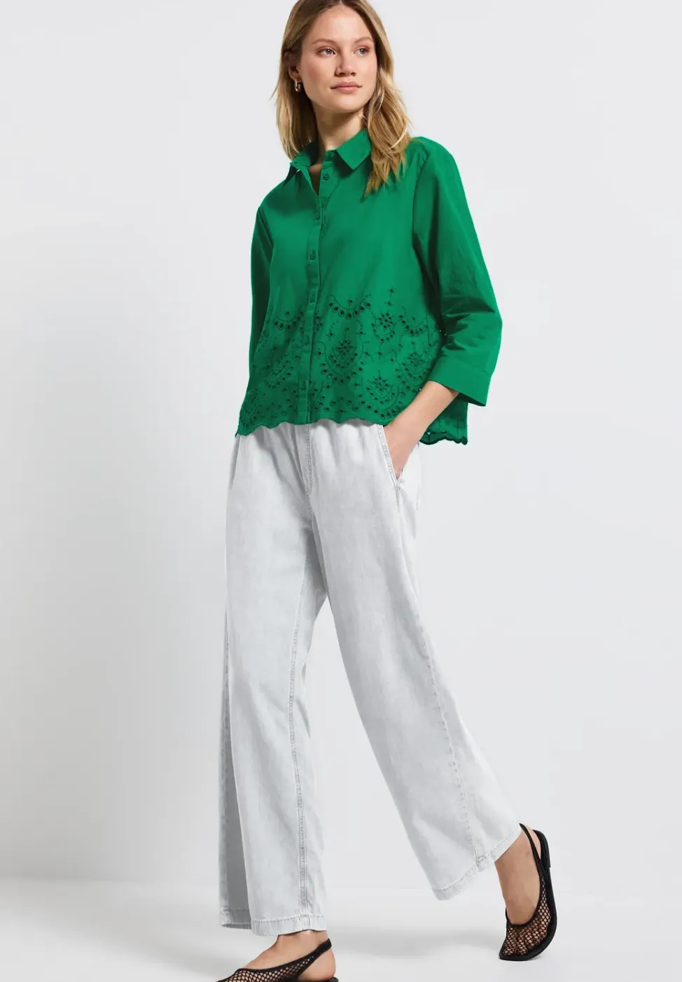 Overhemd blouse met borduursel