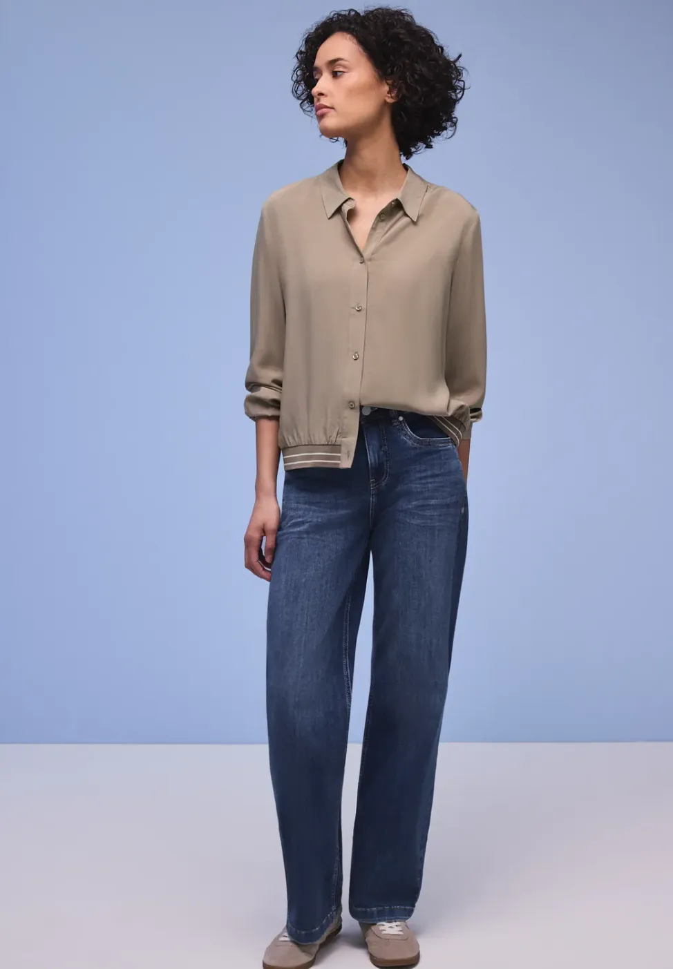 Overhemdblouse met college details
