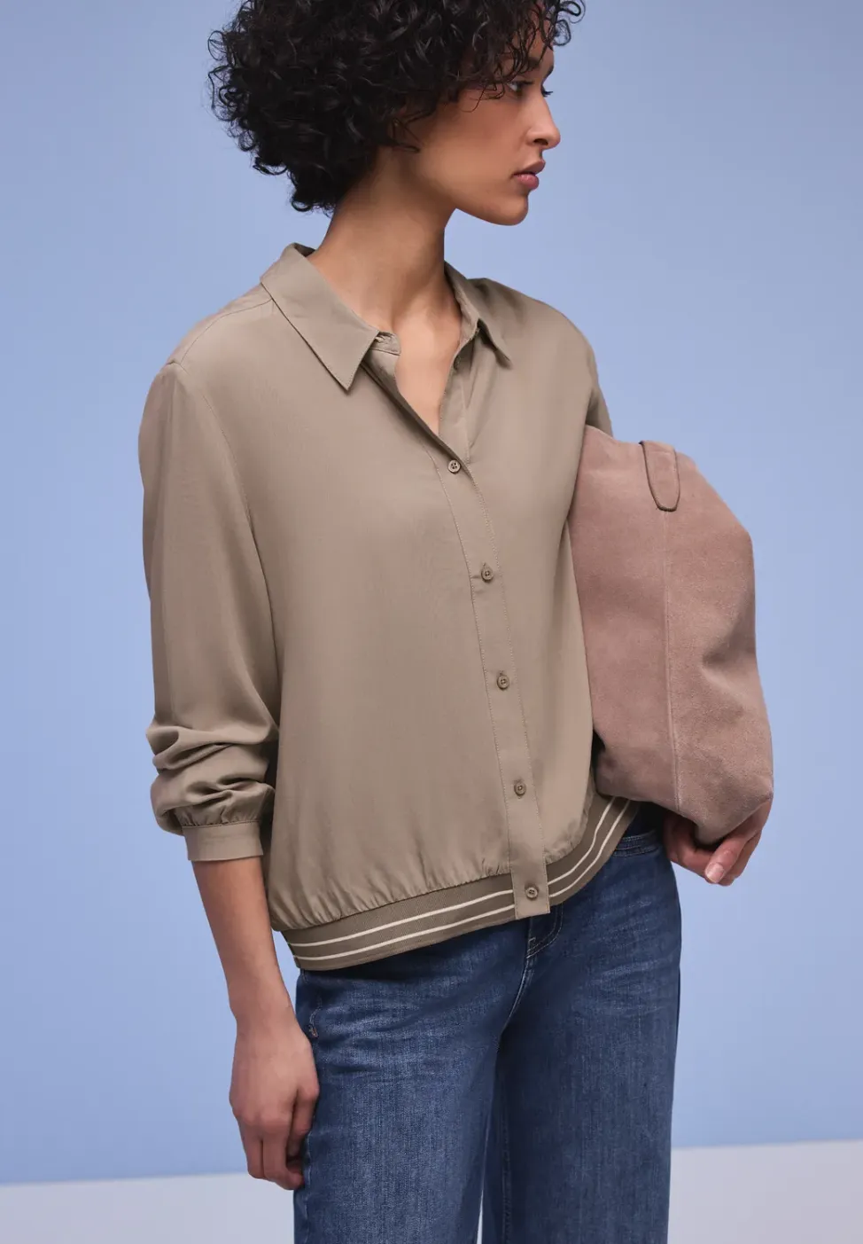 Overhemdblouse met college details