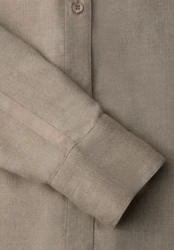 Overhemdblouse met getapete details