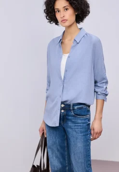 Overhemdblouse met getapete details