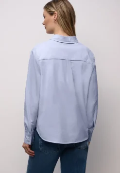 Overhemdblouse met getapete details