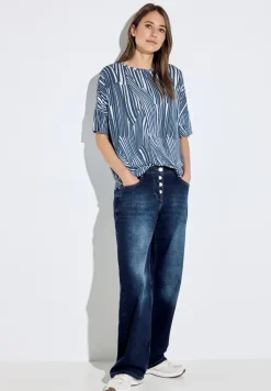 Oversized T-shirt