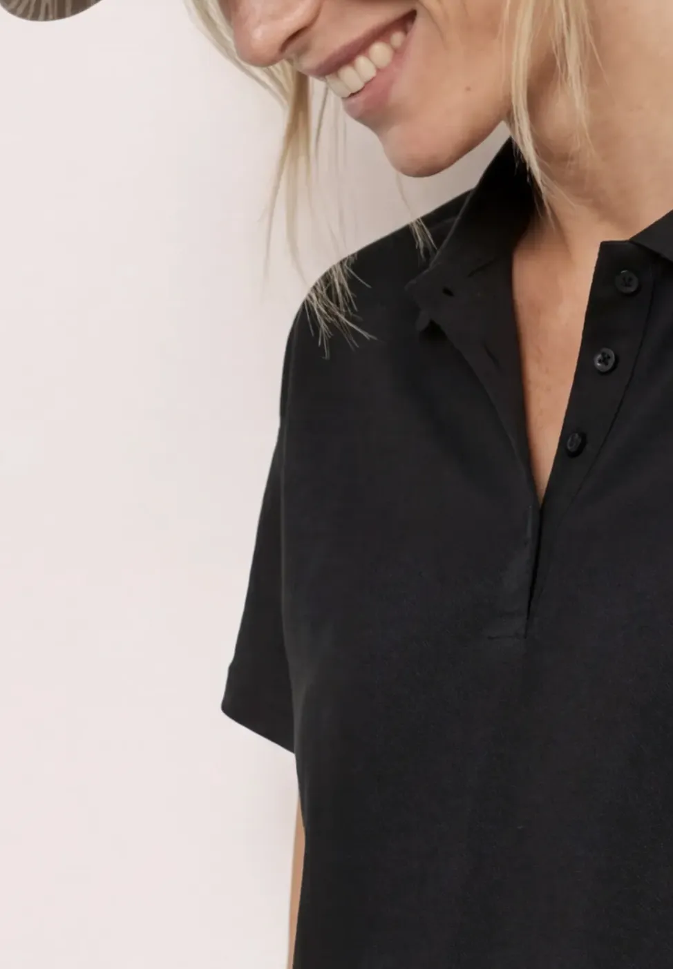 Poloshirt met korte mouwen en geribde structuur