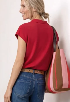Poloshirt met losse schouders in een gebreide look