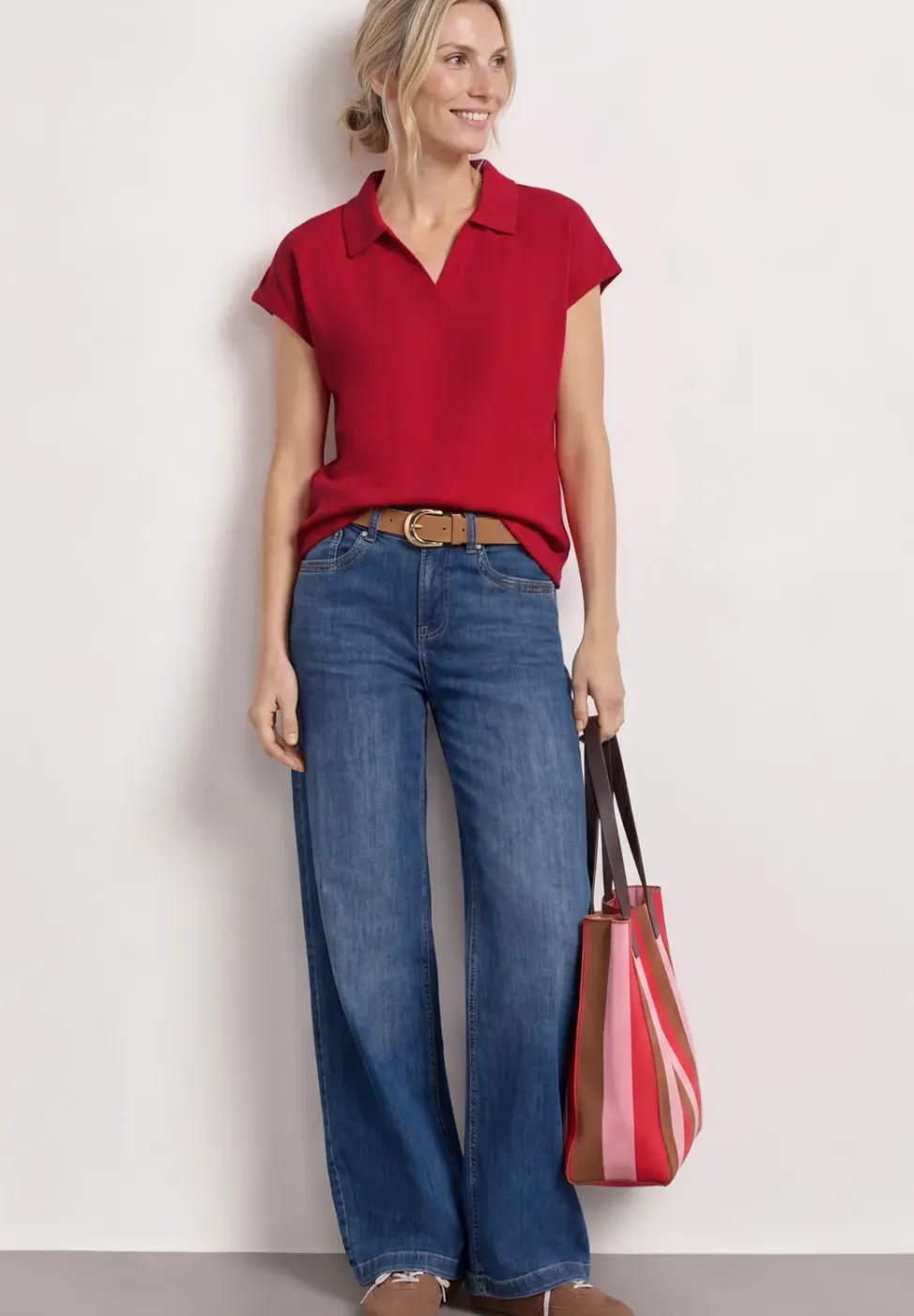 Poloshirt met losse schouders in een gebreide look