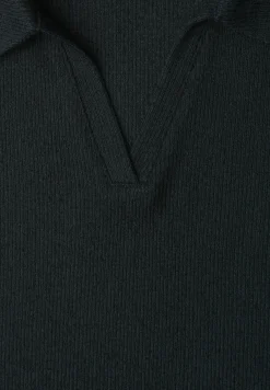 Poloshirt met losse schouders in een gebreide look