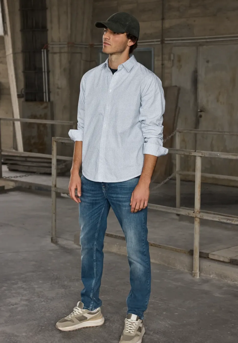 Popeline overhemd met minimale print