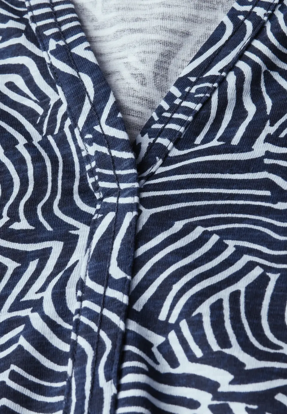 Printshirt in tuniekstijl