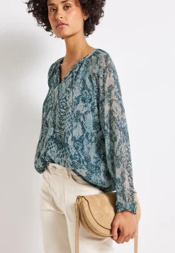 Raglan chiffon blouse