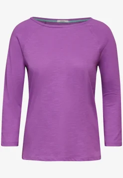 Raglan shirt