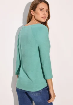 Raglan shirt