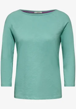 Raglan shirt