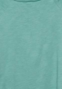 Raglan shirt